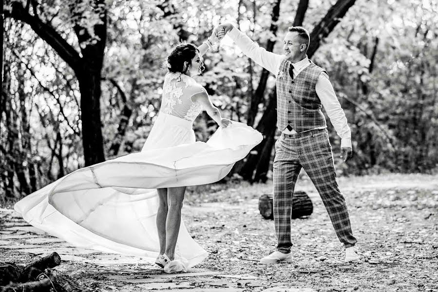 Fotografer pernikahan Marin Bonev (mbonev). Foto tanggal 20 April 2020
