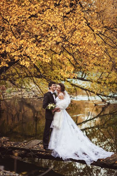 Wedding photographer Artem Goncharov (odinmig). Photo of 21 November 2014