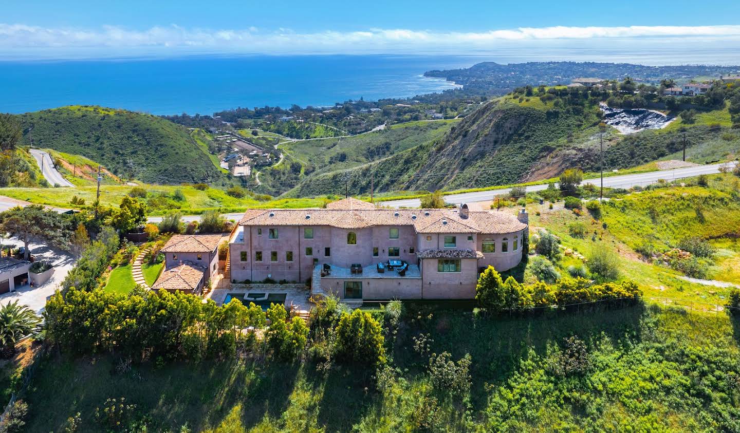 Maison avec piscine Malibu