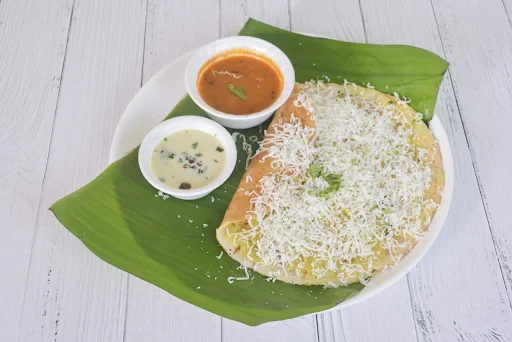 Cheese Onion Uttapam