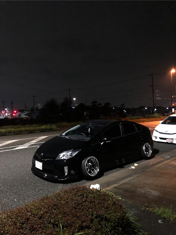 プリウスのJDM USDM・zvw30・stance・プリウスに関するカスタム事例の投稿画像1枚目