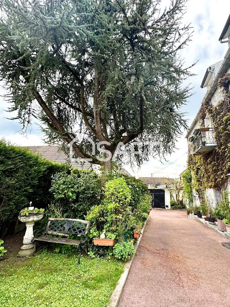 Vente maison 10 pièces 188 m² à Thiverny (60160), 310 000 €