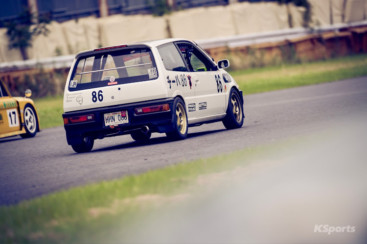 トゥデイの袖ケ浦フォレストレースウェイ・#86に関するカスタム事例の投稿画像5枚目