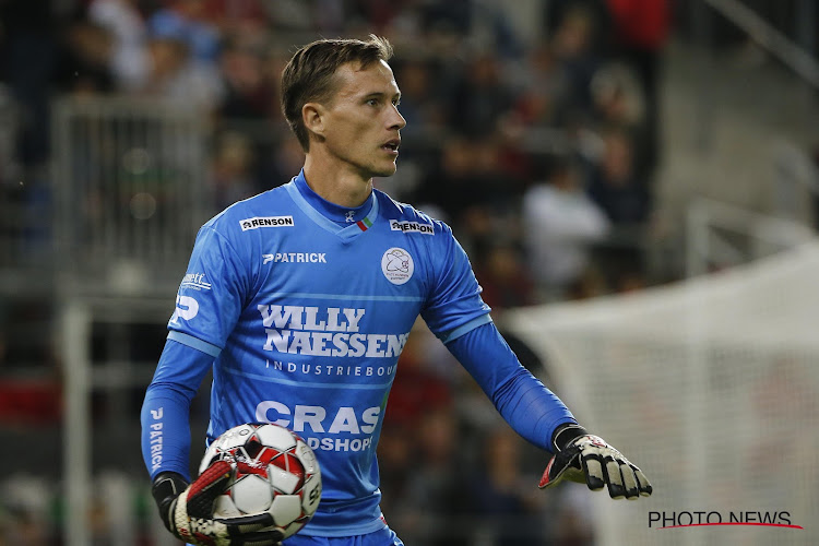 Bossut geeft zichzelf schouderklopje na 2 clean sheets in 3 matchen: "Geen toeval? Wat moet ik daarop zeggen?"