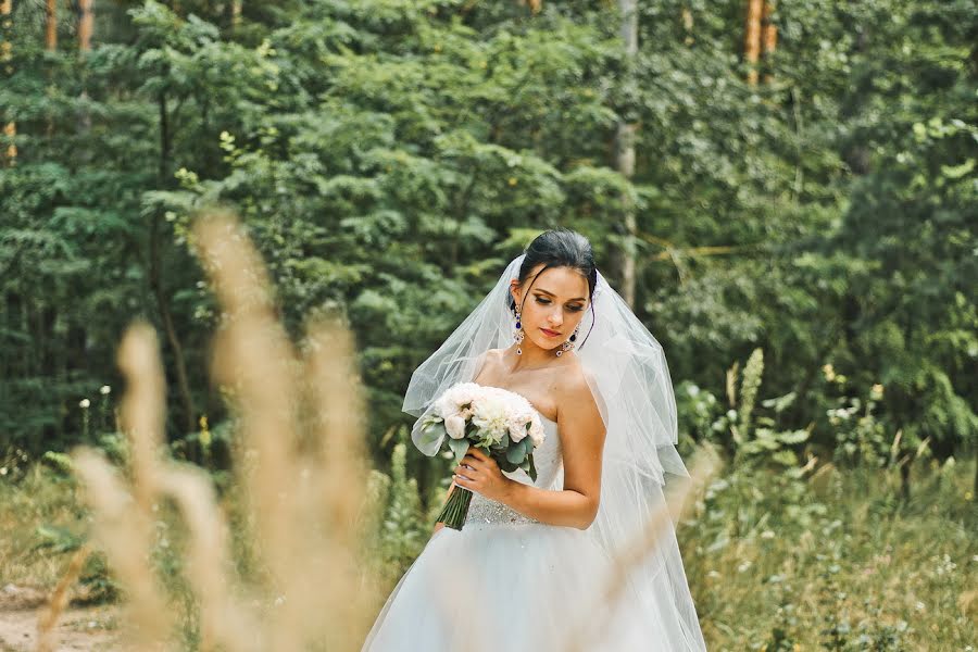 ช่างภาพงานแต่งงาน Yana Novak (enjoysun24) ภาพเมื่อ 9 สิงหาคม 2016