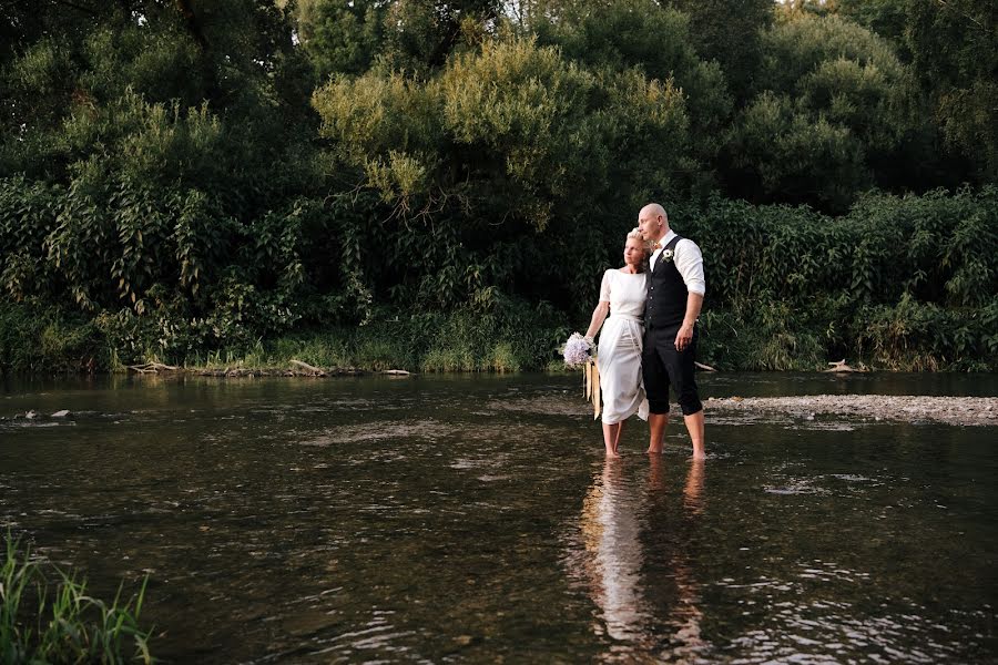 Fotógrafo de casamento Eva Hobzová (evahobzova). Foto de 12 de março 2020