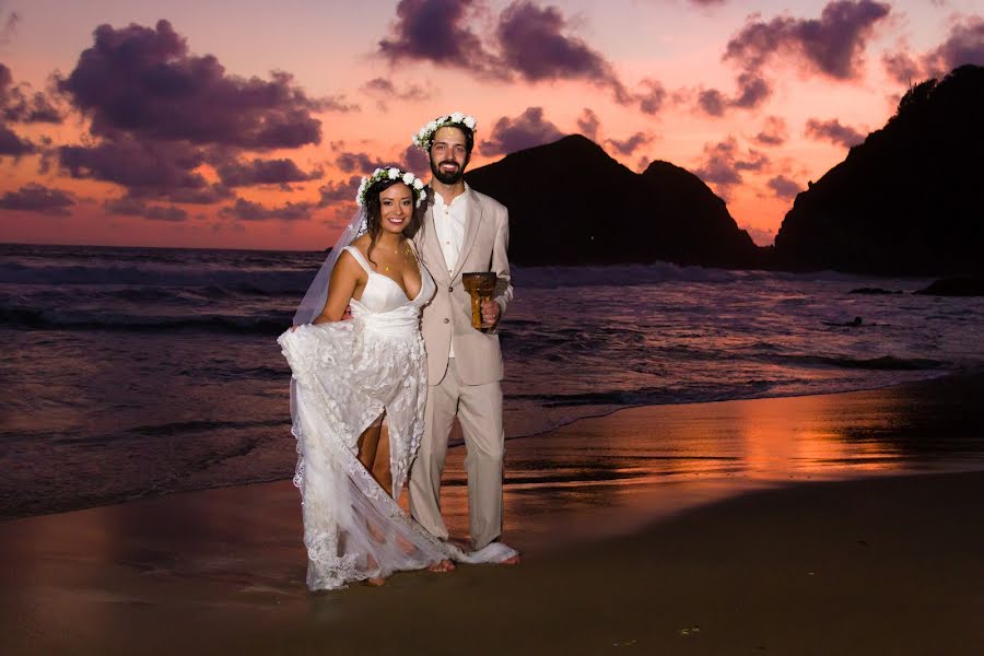 Düğün fotoğrafçısı Alberto Garcia Marcos (fotohuatulco). 4 Nisan 2019 fotoları