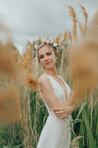 Fotógrafo de casamento Elena Shemekeeva (lenashemekeeva). Foto de 21 de junho 2018