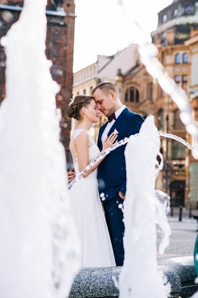 Fotógrafo de casamento Artur Kubik (arturkubik). Foto de 18 de janeiro 2017