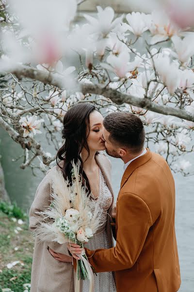 Wedding photographer Sergey Sales (sergeysalophoto). Photo of 5 April 2020