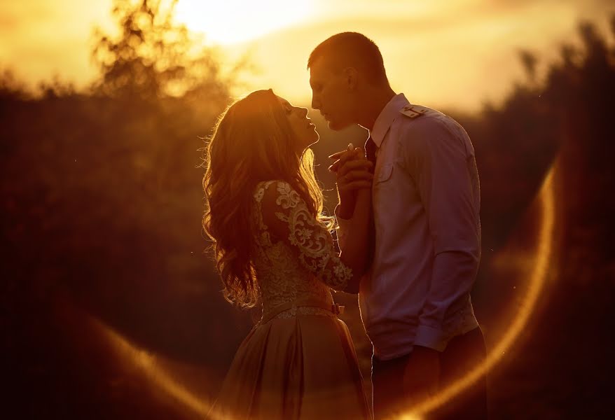 Fotografo di matrimoni Svetlana Leto (svetaleto). Foto del 6 luglio 2017