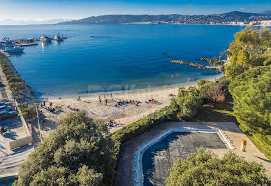 Villa avec piscine en bord de mer 6