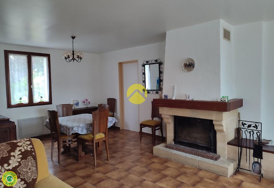 Vente maison 6 pièces 98 m² à Parassy (18220), 103 000 €