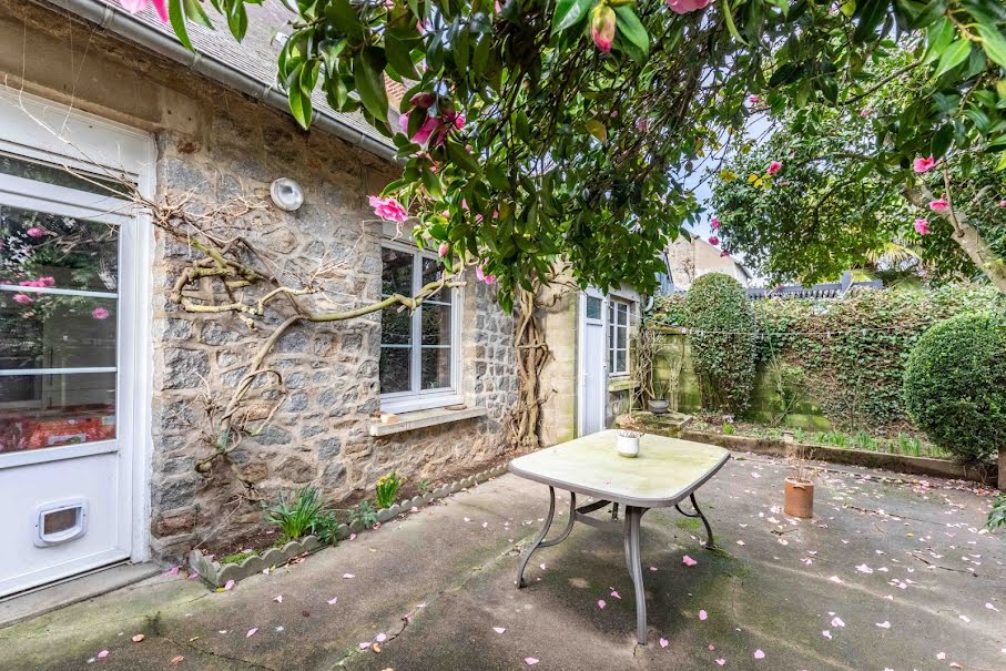 Vente maison 5 pièces 103.25 m² à Fougeres (35300), 210 000 €