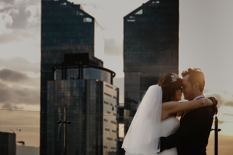 Wedding photographer Orçun Yalçın (orcunyalcin). Photo of 20 December 2017