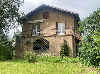 villa à Saint-Nizier-sous-Charlieu (42)