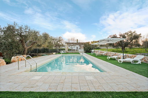 Property with pool 3