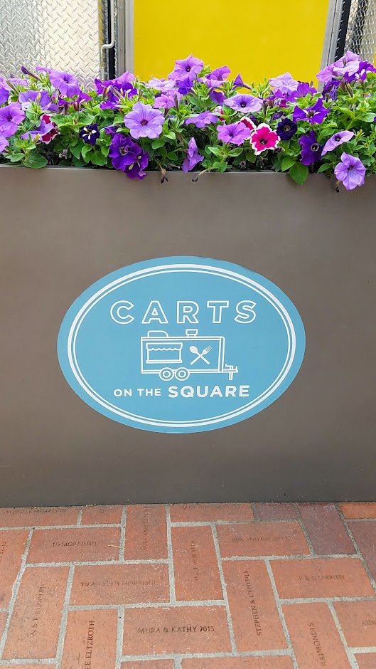 Pioneer Courthouse Square, Carts on the Square food cart pod