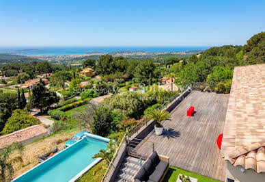 Maison avec piscine en bord de mer 12