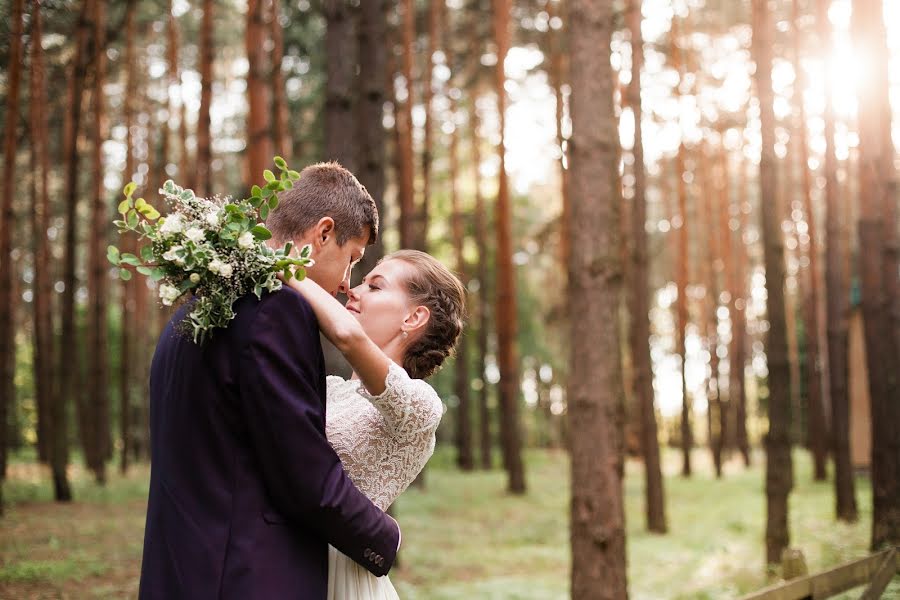 Wedding photographer Lesya Prodanik (lesyaprodanyk). Photo of 30 August 2017