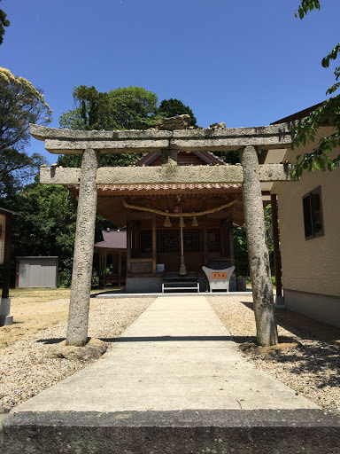 クスの森若宮神社 鳥居