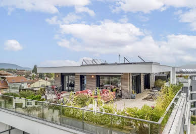 Apartment with terrace 2