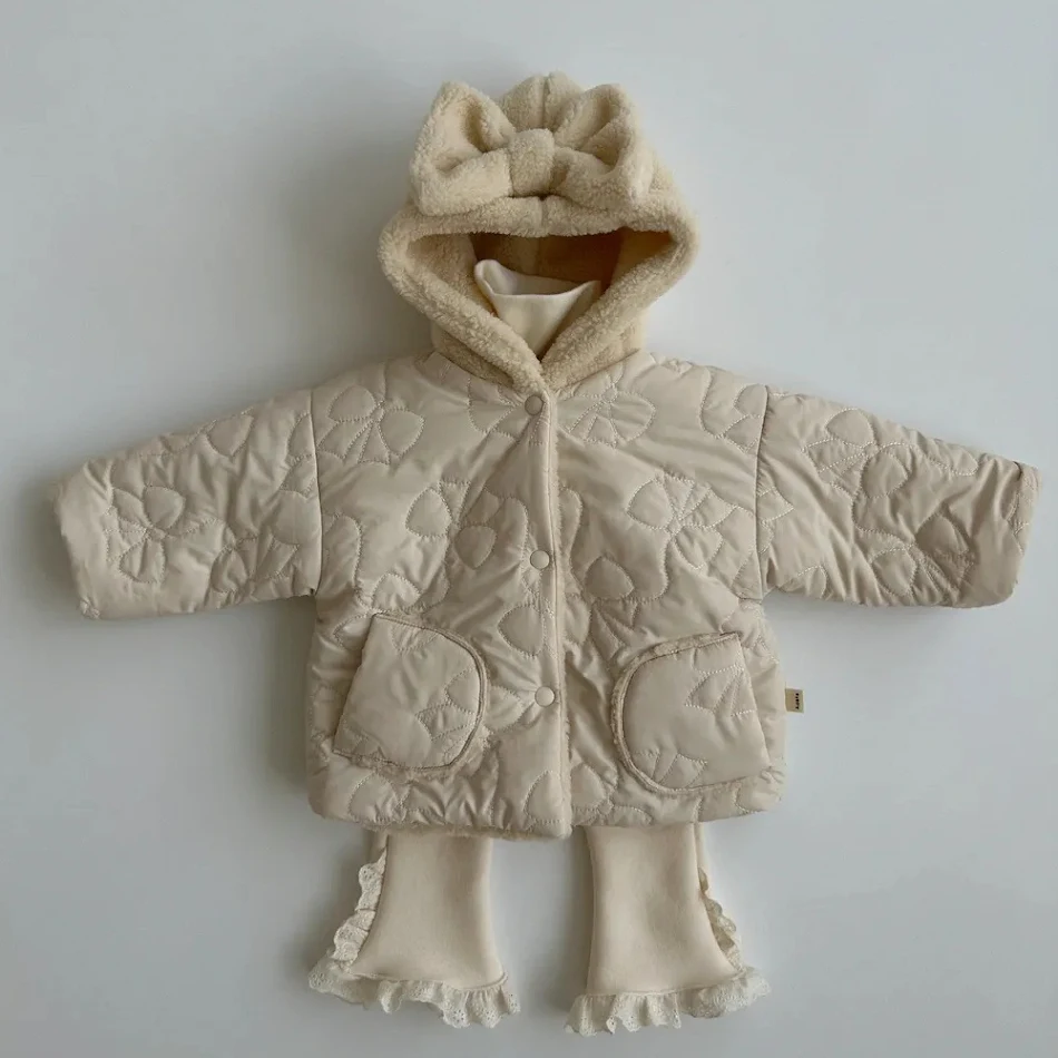 Meisjes cashmere verdikte katoenen jas met capuchon, warm en comfortabel, ideaal voor koude dagen.
