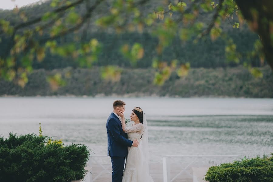 Wedding photographer Anna Scherba (annphoto). Photo of 4 September 2019