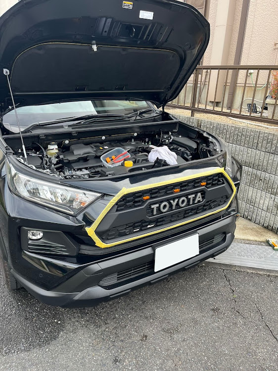 RAV4のタコマ風グリル・最後まで責任もって‼️・ミリ波レーダー移設・ＤＩＹって楽しい・jiayanブラケットに関するカスタム事例の投稿画像1枚目
