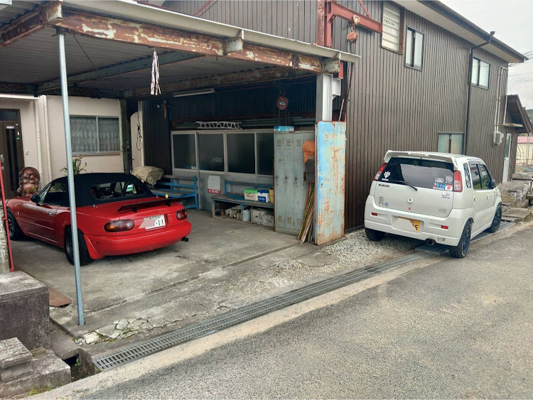 ロードスターのブルガリアさんが投稿したカスタム事例の投稿画像2枚目