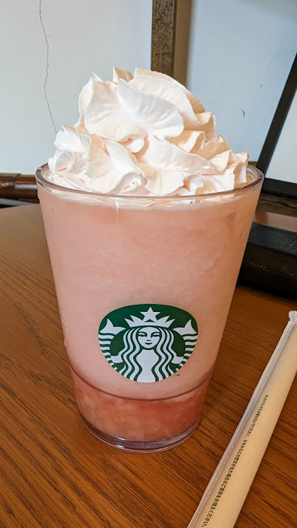 バモスホビオのスタバ・GABURI ピーチ フラペチーノ🍑・弘前ねぷた・祭り・弘前城に関するカスタム事例の投稿画像4枚目