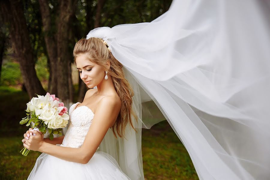 Wedding photographer Anya Shelest (anyashelest). Photo of 24 August 2017