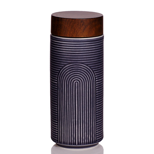 Title 6, Portable Creative Fashion Cup. Perfect for Cust...