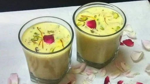 Thandai Milkshake