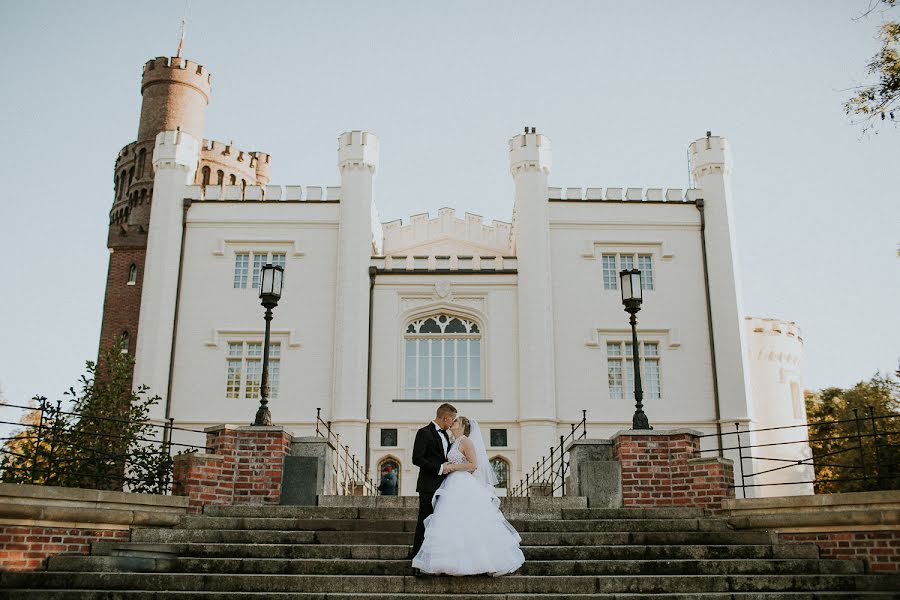 Wedding photographer Aneta Dorobek (crazydiamonds). Photo of 5 March 2021