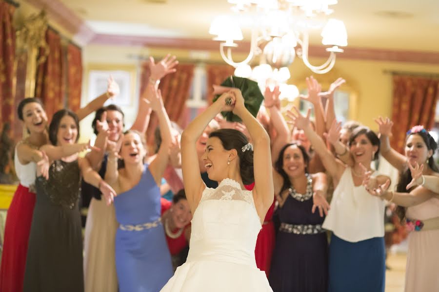 Fotografo di matrimoni Manu Reguero (okostudio). Foto del 8 gennaio 2016