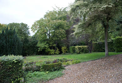 Property with garden 3