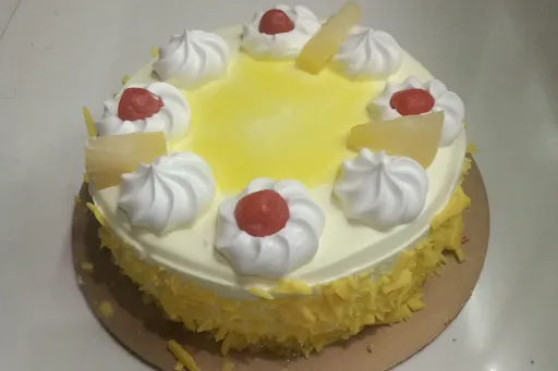 Pineapple Round Cake