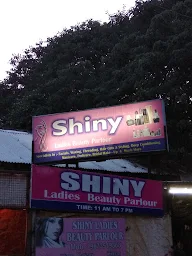 Shiny Ladies Beauty Parlour photo 1