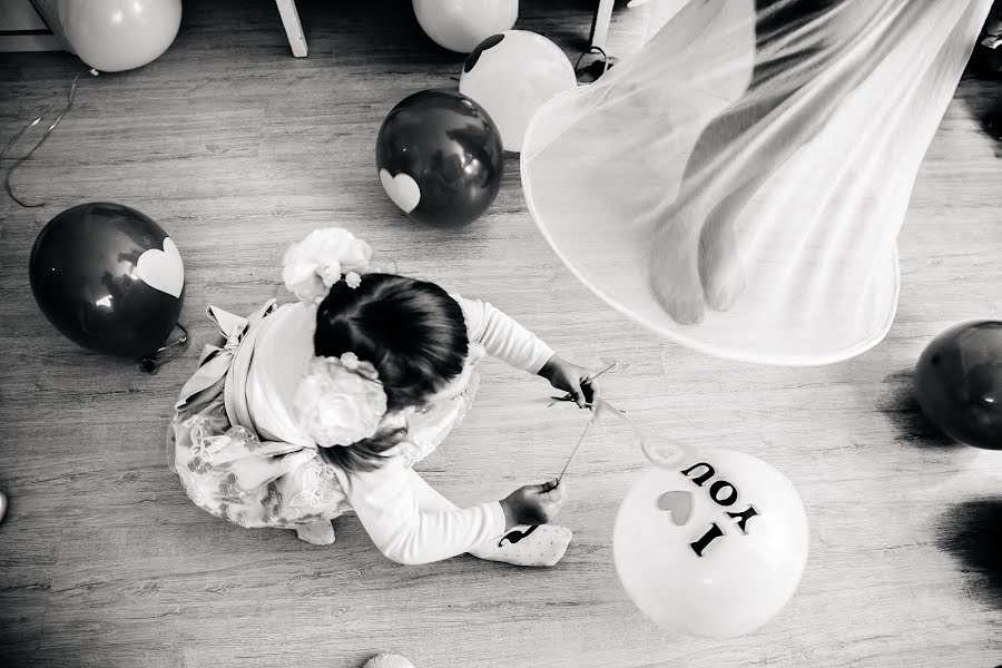 Fotografo di matrimoni Evelina Saveleva (evas). Foto del 16 febbraio 2019