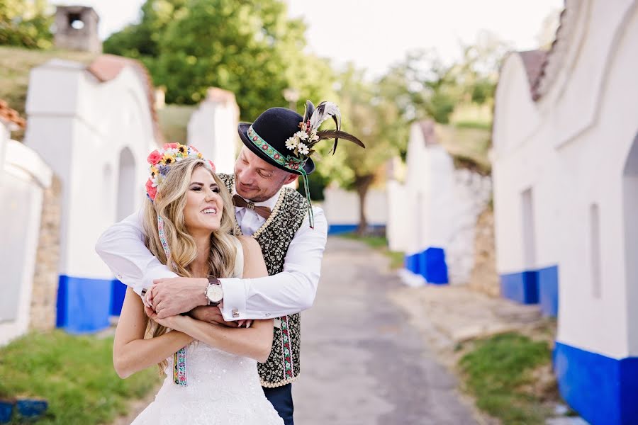 शादी का फोटोग्राफर Lenka Matušková (lenkamatuskova)। मार्च 30 2018 का फोटो