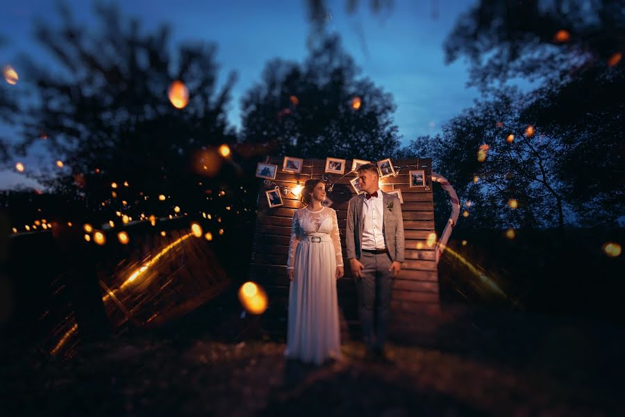 Fotografo di matrimoni Dmitriy Stenko (loveframe). Foto del 6 agosto 2018