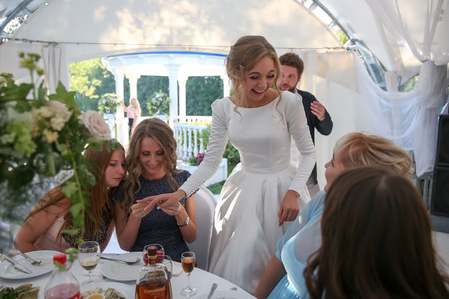 Fotógrafo de casamento Pavel Salnikov (pavelsalnikov). Foto de 26 de agosto 2018