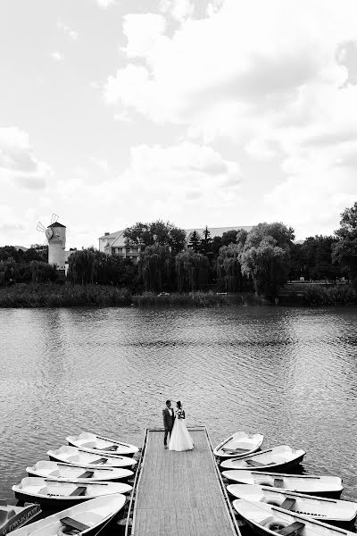 Fotógrafo de casamento Andrey Dinec (palmir). Foto de 25 de fevereiro 2020