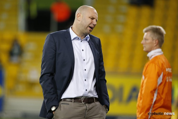 "De dagen van Bob Peeters bij Sporting Lokeren zijn geteld"