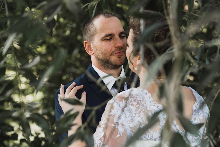 Fotografo di matrimoni Aniko Monostori (szeretemkepek). Foto del 3 marzo 2019