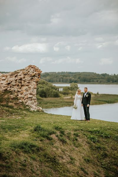 Fotógrafo de casamento Dagnija Bernāne (dagi). Foto de 24 de setembro 2023