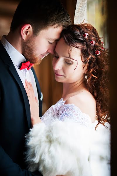 Wedding photographer Elena Veselova (veelst). Photo of 10 January 2016