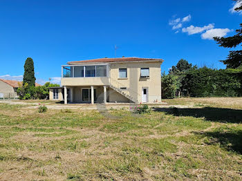 villa à Sainte-Cécile-les-Vignes (84)