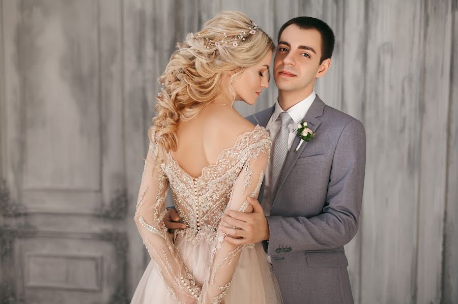 Wedding photographer Olesya Gulyaeva (fotobelk). Photo of 14 March 2020